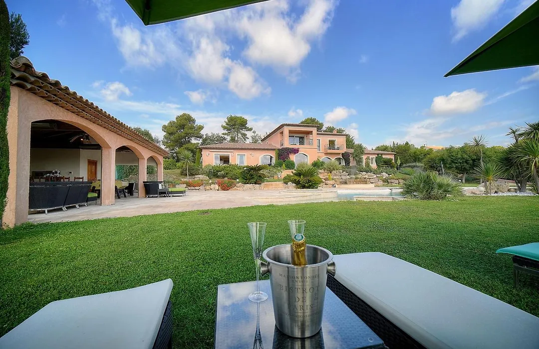 AU HAVRE DE PAIX 5 étoiles Prestige, SPA, hammam, sauna, PISCINE chauffée Mougins Cannes Grasse-1